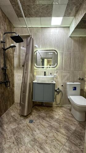 Satılır 3 otaqlı köhnə tikili 90 m², Qara Qarayev m., photo 12 from 13