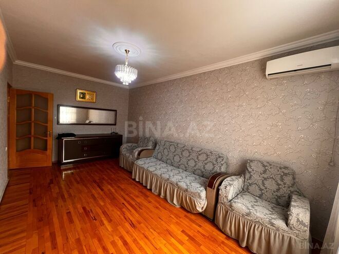 Satılır 2 otaqlı köhnə tikili 70 m², İnşaatçılar m., photo 5 from 17