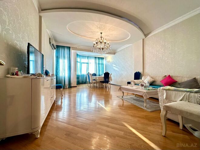 Satılır 3 otaqlı yeni tikili 117 m², 28 May m., photo 1 from 15