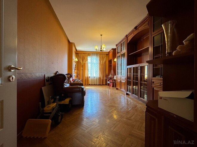 Satılır 4 otaqlı yeni tikili 186 m², Nizami m., photo 16 from 18