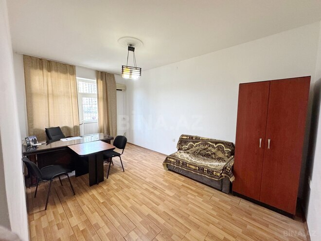 İcarəyə verilir 4 otaqlı köhnə tikili 130 m², Gənclik m., photo 14 from 17