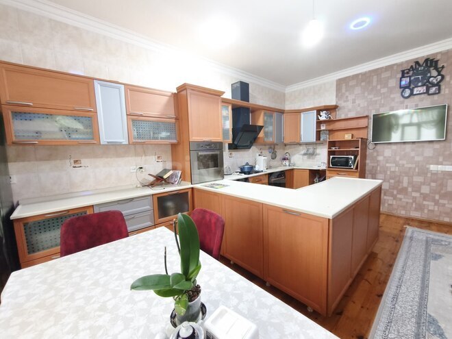 Satılır 7 otaqlı həyət evi/bağ evi 300 m², Sahil q., photo 24 from 29