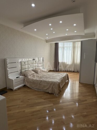 Сдаётся 3-комн. новостройка 175 м², м. Низами, photo 5 from 9