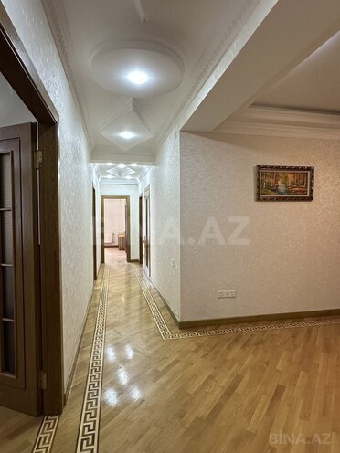 Сдаётся 3-комн. новостройка 175 м², м. Низами, photo 8 from 9