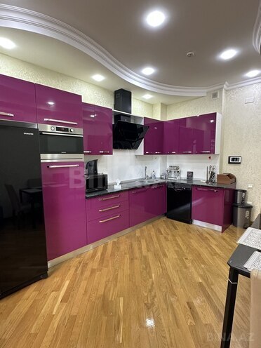 Сдаётся 3-комн. новостройка 175 м², м. Низами, photo 4 from 9