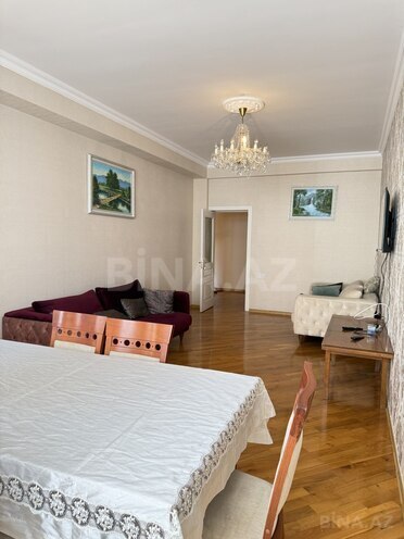 Сдаётся 2-комн. новостройка 90 м², м. Элмляр Академиясы, photo 3 from 22