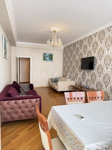 Сдаётся 2-комн. новостройка 90 м², м. Элмляр Академиясы, photo 4 from 22