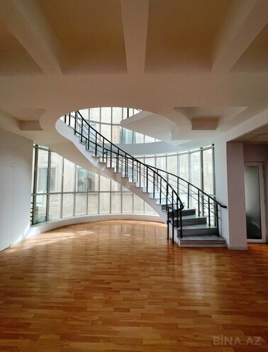 İcarəyə verilir 20 otaqlı ofis 2 000 m², İçəri Şəhər m., photo 1 from 14