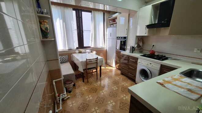 Продаётся 3-комн. вторичка 80 м², м. Азадлыг проспекти, photo 6 from 16