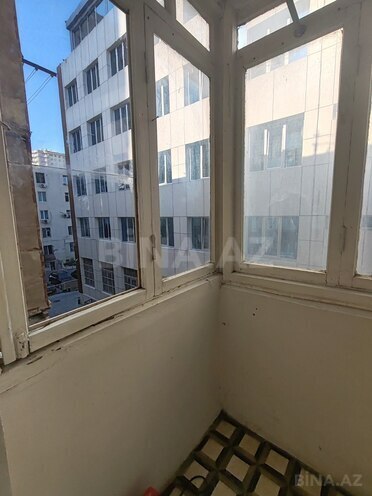 Satılır 1 otaqlı köhnə tikili 40 m², İnşaatçılar m., photo 8 from 13