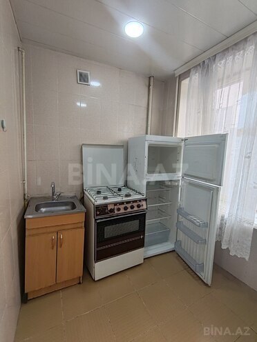 Satılır 1 otaqlı köhnə tikili 40 m², İnşaatçılar m., photo 7 from 13