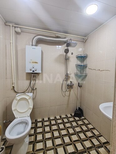 Satılır 1 otaqlı köhnə tikili 40 m², İnşaatçılar m., photo 10 from 13