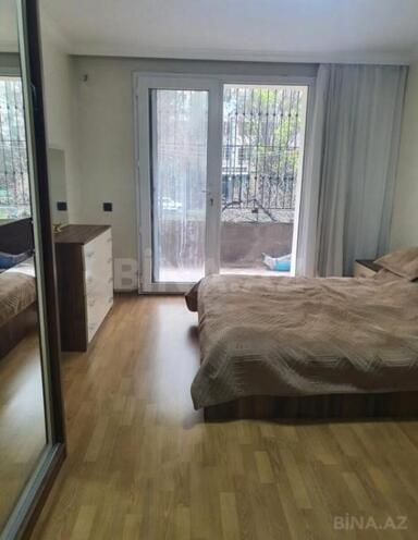 Satılır 3 otaqlı köhnə tikili 70 m², İnşaatçılar m., photo 7 from 14