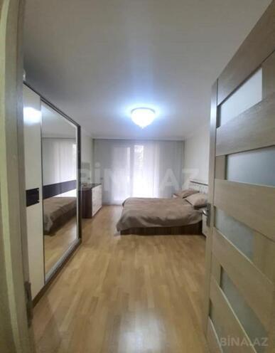 Satılır 3 otaqlı köhnə tikili 70 m², İnşaatçılar m., photo 8 from 14