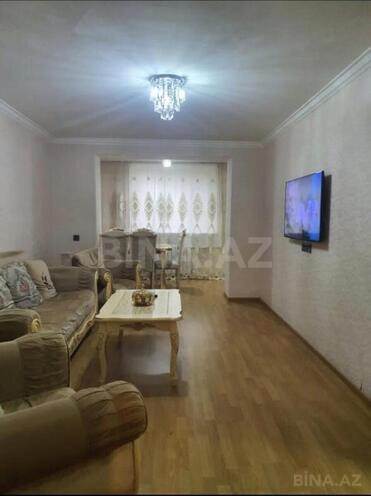 Satılır 3 otaqlı köhnə tikili 70 m², İnşaatçılar m., photo 3 from 14