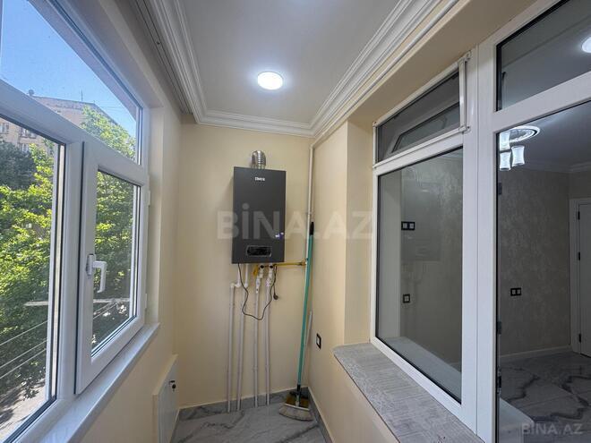 Satılır 3 otaqlı köhnə tikili 69 m², Xalqlar Dostluğu m., photo 12 from 30