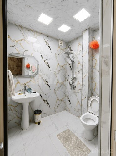 Satılır 2 otaqlı köhnə tikili 65 m², 8 Noyabr m., photo 12 from 18