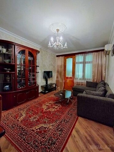 Satılır 2 otaqlı köhnə tikili 45 m², Elmlər Akademiyası m., photo 1 from 13