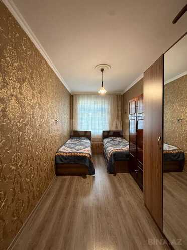 Satılır 3 otaqlı köhnə tikili 70 m², İnşaatçılar m., photo 8 from 18