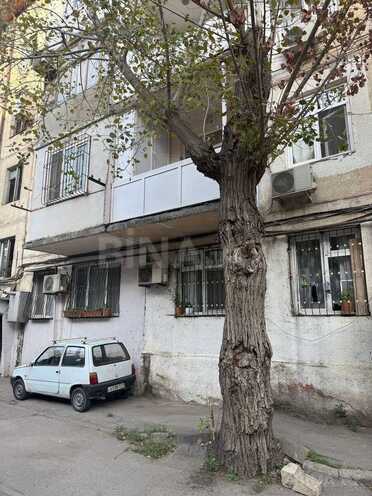 Satılır 3 otaqlı köhnə tikili 70 m², İnşaatçılar m., photo 13 from 18