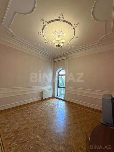 Satılır 12 otaqlı həyət evi/bağ evi 600 m², Nəsimi m., photo 24 from 32