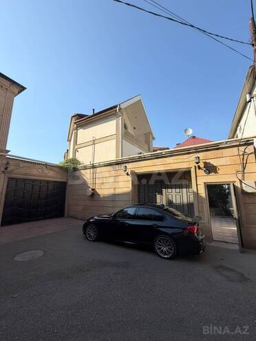 Satılır 12 otaqlı həyət evi/bağ evi 600 m², Nəsimi m., photo 1 from 32