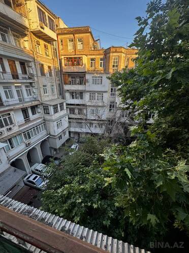 Продаётся 3-комн. вторичка 105 м², м. Ичеришехер, photo 8 from 12