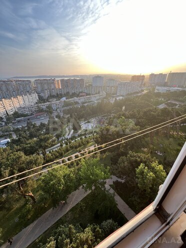 Satılır 2 otaqlı köhnə tikili 65 m², Həzi Aslanov m., photo 18 from 21