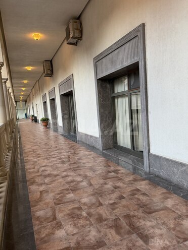 Продаётся 5-комн. новостройка 280 м², м. Низами, photo 18 from 30