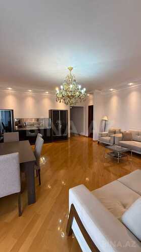 İcarəyə verilir 4 otaqlı yeni tikili 185 m², Nizami m., photo 3 from 19