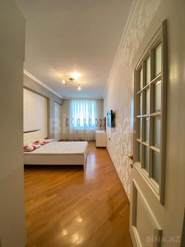 İcarəyə verilir 3 otaqlı yeni tikili 100 m², İnşaatçılar m., photo 11 from 25