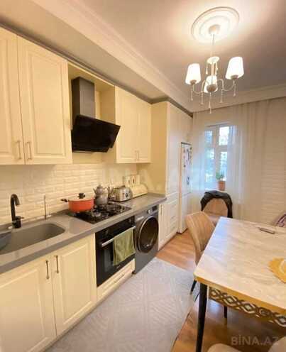 Сдаётся 3-комн. вторичка 85 м², м. Кара Караев, photo 4 from 16