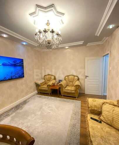 Сдаётся 3-комн. вторичка 85 м², м. Кара Караев, photo 3 from 16
