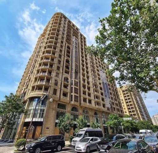 Сдаётся 3-комн. новостройка 180 м², м. 28 мая, photo 1 from 27