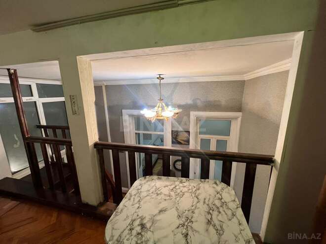 Satılır 2 otaqlı köhnə tikili 70 m², Sahil m., photo 10 from 18
