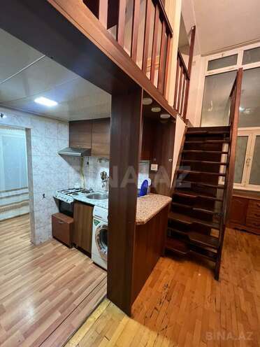 Satılır 2 otaqlı köhnə tikili 70 m², Sahil m., photo 13 from 18