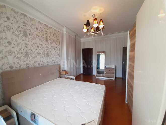 Сдаётся 3-комн. новостройка 135 м², м. Низами, photo 14 from 20