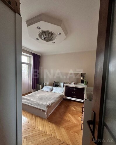 Продаётся 3-комн. вторичка 70 м², м. Шах Исмаил Хатаи, photo 5 from 13