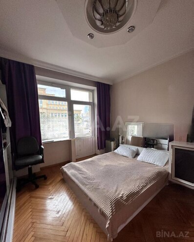 Продаётся 3-комн. вторичка 70 м², м. Шах Исмаил Хатаи, photo 6 from 13
