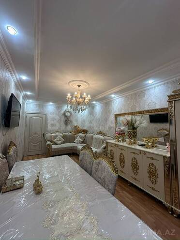 Satılır 3 otaqlı köhnə tikili 60 m², Bakıxanov q., photo 1 from 17