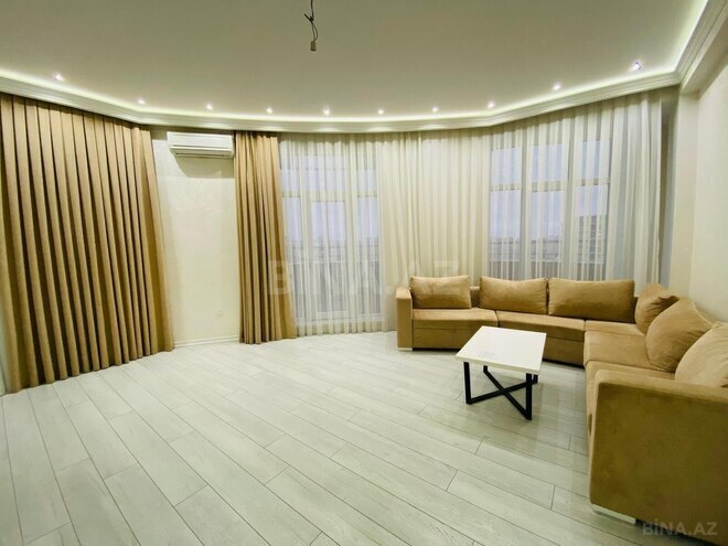 Satılır 3 otaqlı yeni tikili 132 m², İnşaatçılar m., photo 1 from 16