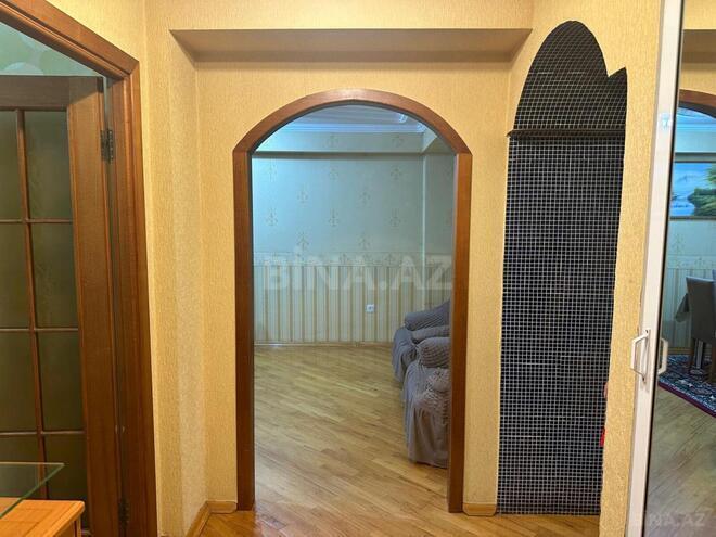 İcarəyə verilir 3 otaqlı köhnə tikili 70 m², İnşaatçılar m., photo 1 from 7
