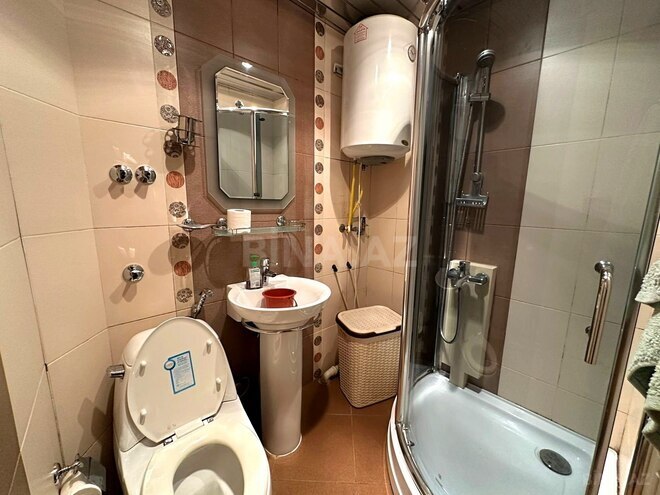 Satılır 2 otaqlı köhnə tikili 45 m², Bakıxanov q., photo 11 from 17