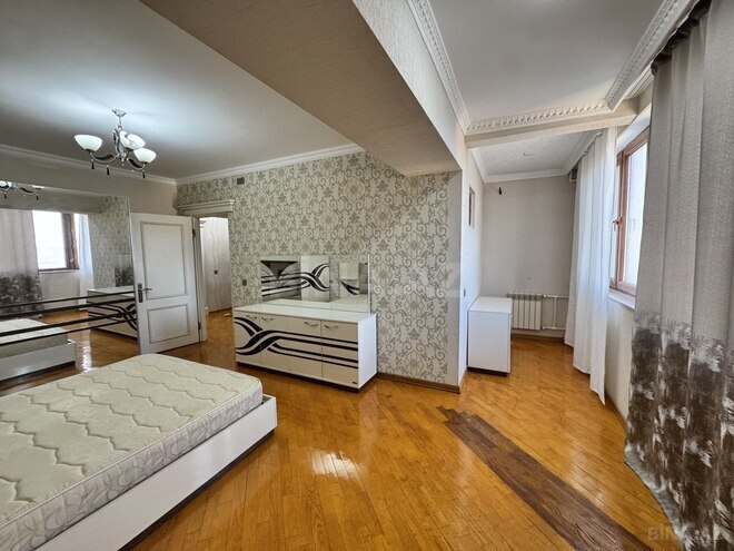 Satılır 2 otaqlı köhnə tikili 70 m², Azadlıq Prospekti m., photo 7 from 19