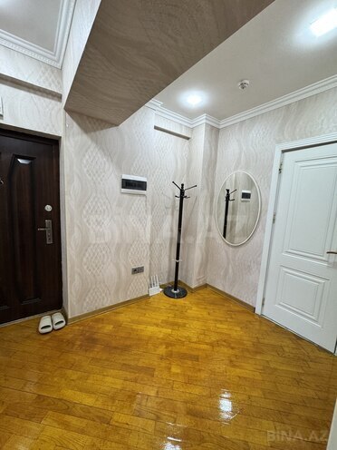 Satılır 2 otaqlı köhnə tikili 70 m², Azadlıq Prospekti m., photo 18 from 19