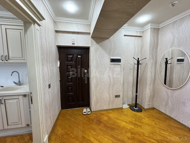 Satılır 2 otaqlı köhnə tikili 70 m², Azadlıq Prospekti m., photo 17 from 19