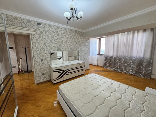 Satılır 2 otaqlı köhnə tikili 70 m², Azadlıq Prospekti m., photo 8 from 19