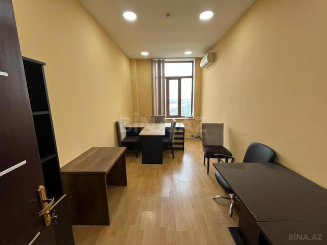 Сдаётся 1-комн. офис 20 м², м. Нариман Нариманов, photo 1 from 5