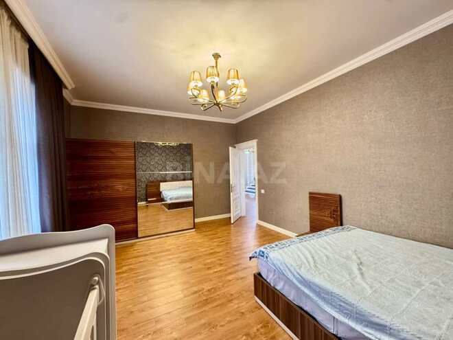 Satılır 7 otaqlı həyət evi/bağ evi 392 m², Qara Qarayev m., photo 22 from 32
