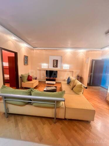Продаётся 3-комн. новостройка 90 м², м. Элмляр Академиясы, photo 5 from 12